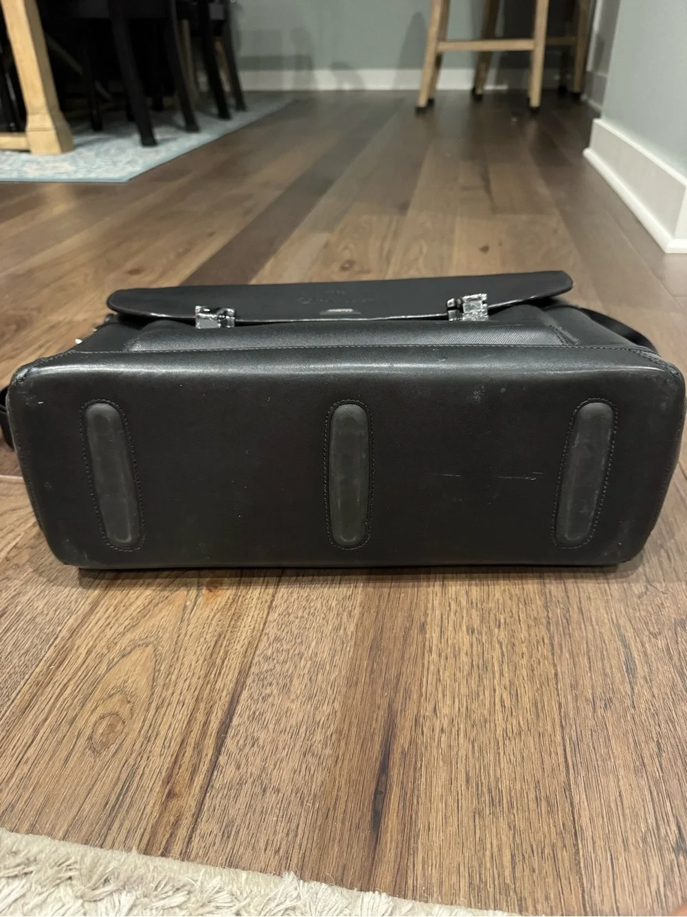 Tumi sleek leather